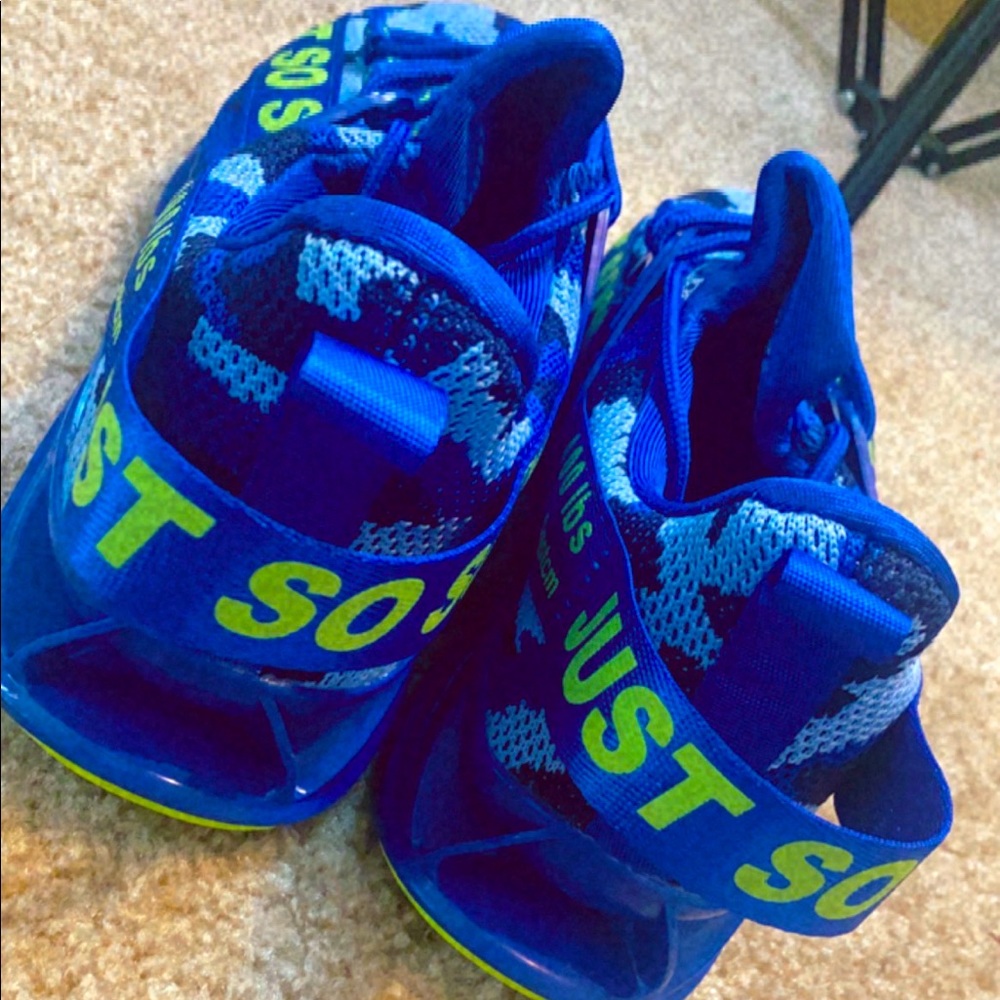 JSLEAP Mens Running Shoes Walking Non Slip Blade Type Sneakers